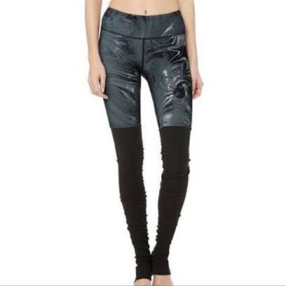 ALO YOGA LEGGINGS
